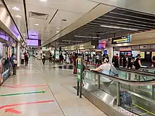 Underground island platform of the NEL.