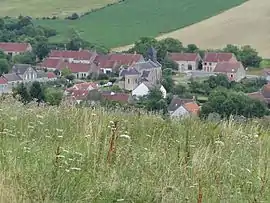 The church and surrounding buildings in Nannay