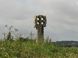 Pierced cross