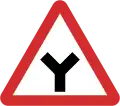 B6: Y-junction ahead