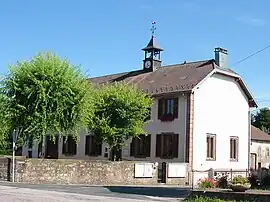 The town hall in Neuvillers-sur-Fave