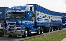 A pre-facelifted Freightliner Argosy in New Zealand