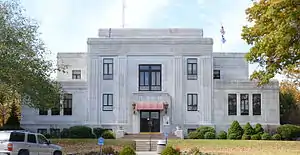 Newton County Courthouse in Neosho