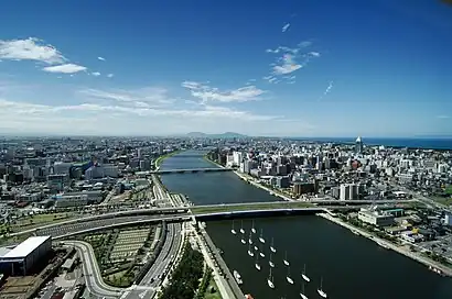 The Shinano River in Niigata just before it flows into the Sea of Japan