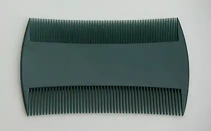 Head louse comb