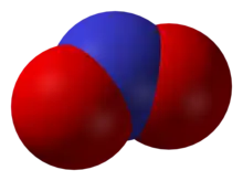 Spacefill model of nitrogen dioxide