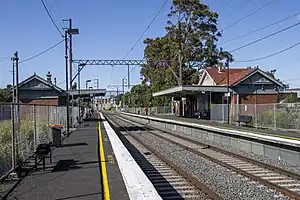 Northbound view from Northcote platform  2 facing towards platform 1