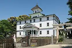 Old Mitsuke School front facade