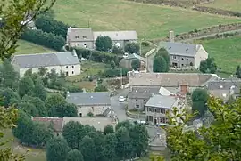 The village of Veyrès, from above