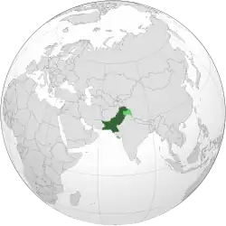 Area controlled by Pakistan shown in dark green; claimed but uncontrolled territory shown in light green.