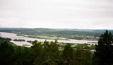 A view from Aavasaksa, across the border river.