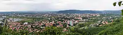 Šempeter pri Gorici with the Italian town of Gorizia in the background