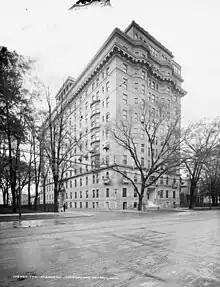 Pasedena Apartments — at 2170 East Jefferson Avenue, Detroit, Michigan (c. 1905).