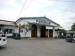 The main building of Pasuruan railway station from the parking lot (2022)