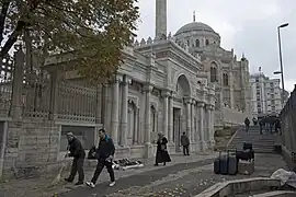 Pertevniyal Valide Sultan Mosque