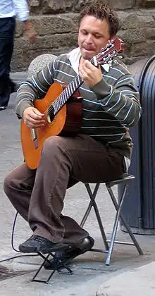 Tomaszewski performing in Florence, 2007