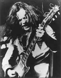 Kossoff performing with Free at Randwick Racecourse, 1971