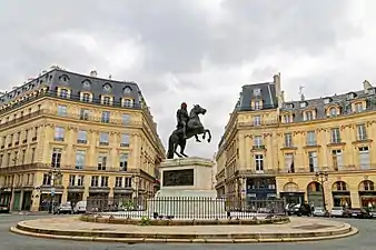 Place des Victoires (1684–1697) by Jules Hardouin-Mansart