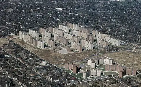 Pruitt–Igoe housing project, St. Louis, 1954 (demolished 1972–1976)