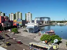 The riverwalk at the Rocha Bend of the Riachuelo River