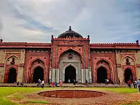 Qila-i-Kuhna Mosque inside Old Fort, a mosque