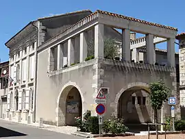 The town hall in Puymirol