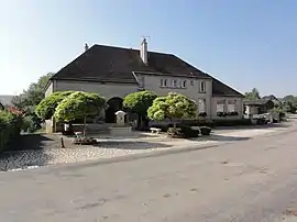 The town hall in Récourt-le-Creux