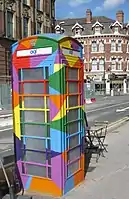 Telephone kiosk on Bridge End