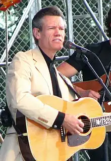 Travis performing in 2007