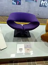 Ribbon Chair