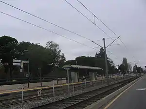 The platform at River Oaks station