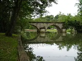 The Aron river, in Biches