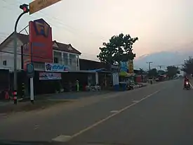 Road in Non Charoen