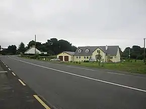 Roadside bungalow - geograph.org.uk - 873653.jpg