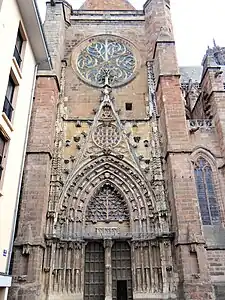 Facade and portal of the south transept