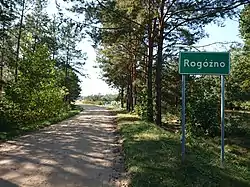 Rogóźno road sign