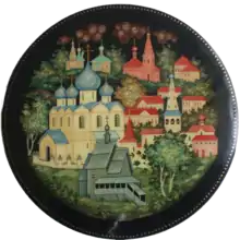 Kholuy miniature jewelry box:townscape of Suzdal.