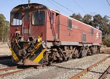 No. 10–047 in Spoornet maroon livery at Klerksdorp, North West, 23 August 2007