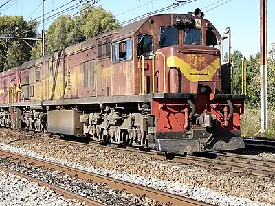 No. 34–911 in SAR Gulf Red and whiskers livery, Bloemfontein, 30 April 2013