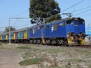 No. E1950 in Spoornet's maroon era Blue Train livery, Stikland, 13 March 2007