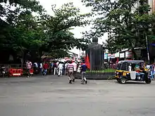 S.K.Pottekkad Statue on S.M.Street