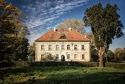 Old manor house in Jastrzębia