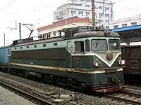 韶山1－245 at Qinhuangdao Railway Station