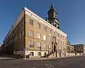 Sahlgrenska house in Gothebourg that she had built in 1753