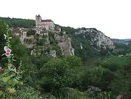 Saint-Cirq-Lapopie overlooking the Lot River