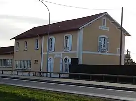 The former railway station in Saint-Étienne-de-Tulmont