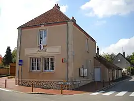 The town hall in Saint-Hilaire-sur-Erre