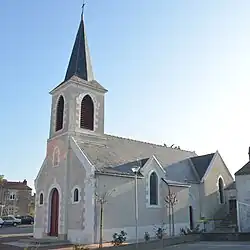 The church in Saint-Léger-les-Vignes