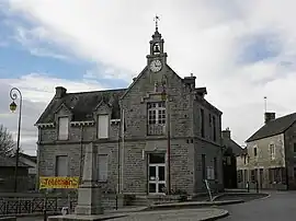 The town hall of Saint-Marc-le-Blanc