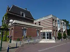 The town hall in Saint-Saulve